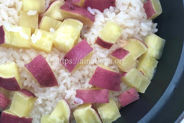 ツナとサツマイモの炊き込みご飯のレシピ